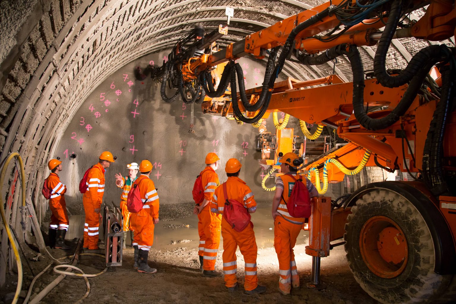 img_ActivityTunnels
